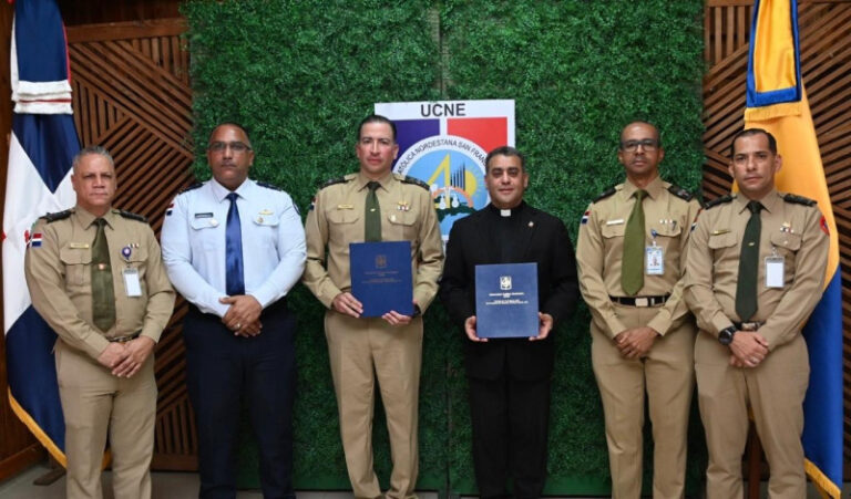 Universidad Católica Nordestana firma acuerdo con Instituto Cartográfico Militar