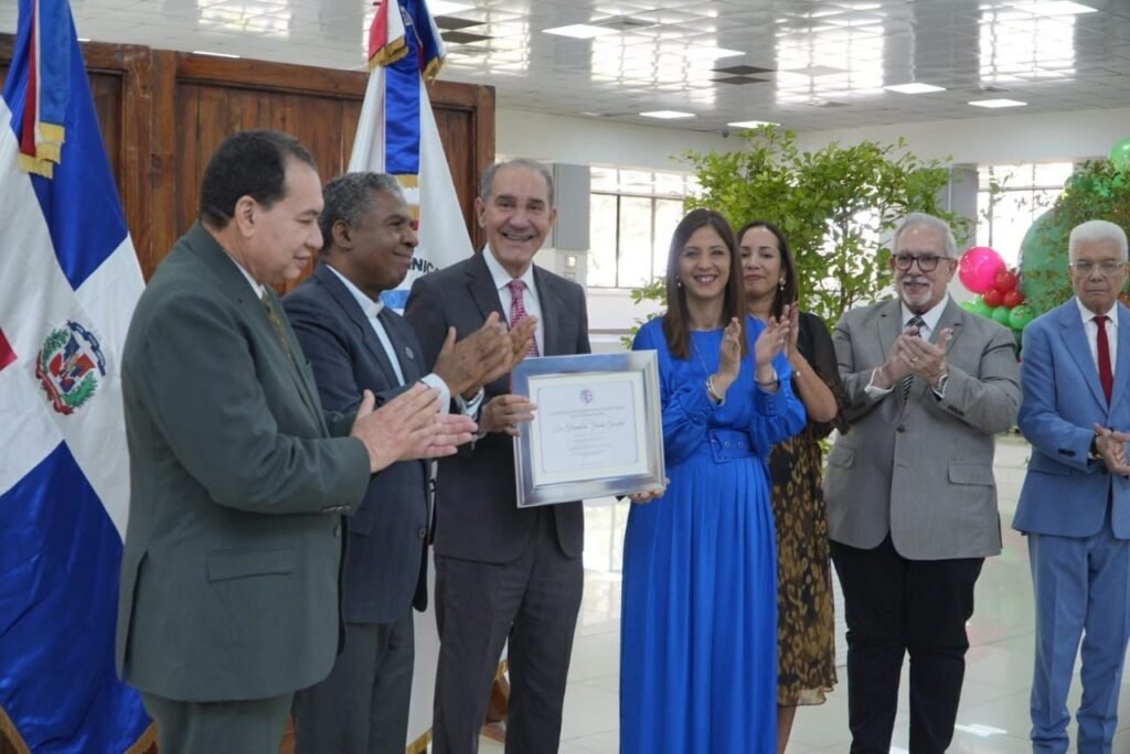 asociaciones-de-rectores-y-universidades-reconocen-gestion-del-ministro-de-educacion-superior-ciencia-y-tecnologia