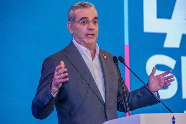 El presidente Abinader anuncia que el gobierno Destina RD$2,500 MM para corregir fallos infraestructuras