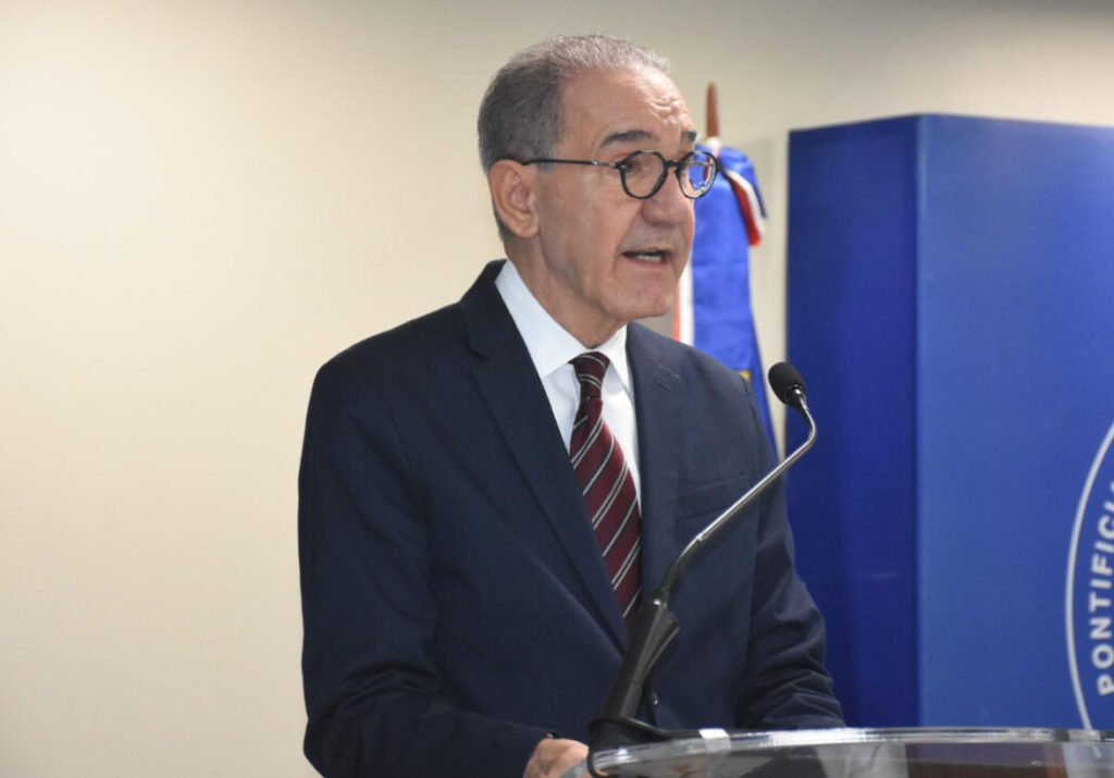 ministro-del-mescyt-informa-sobre-el-proceso-de-fusion-con-el-minerd-para-eficientizar-el-estado