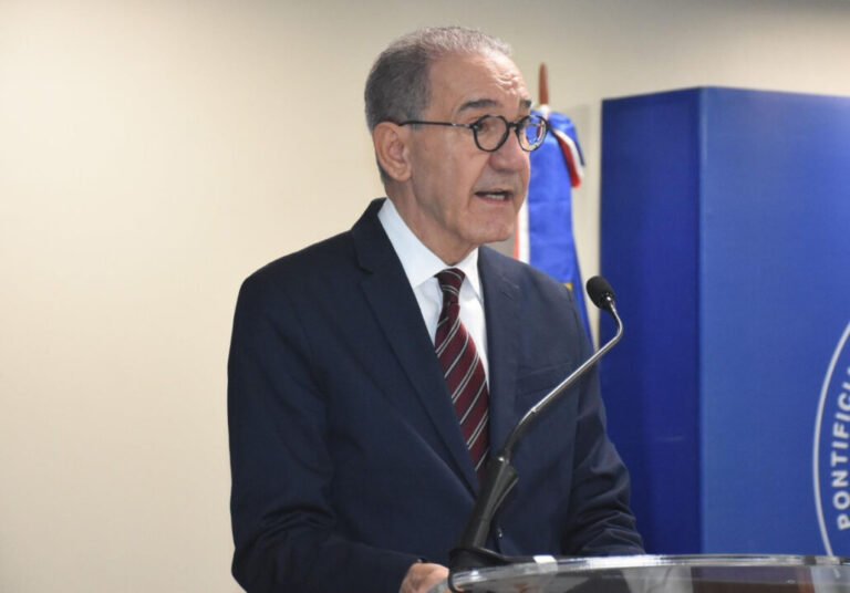 Ministro del MESCyT informa sobre el proceso de fusión con el MINERD para eficientizar el Estado
