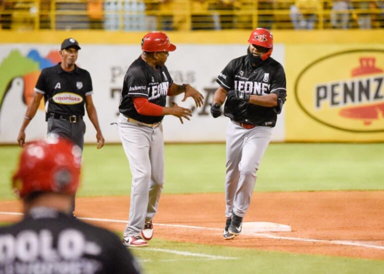 leones-del-escogido-inician-el-round-robin-con-paliza-sobre-aguilas
