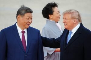 EU y China acuerdan extender hasta enero su tregua comercial